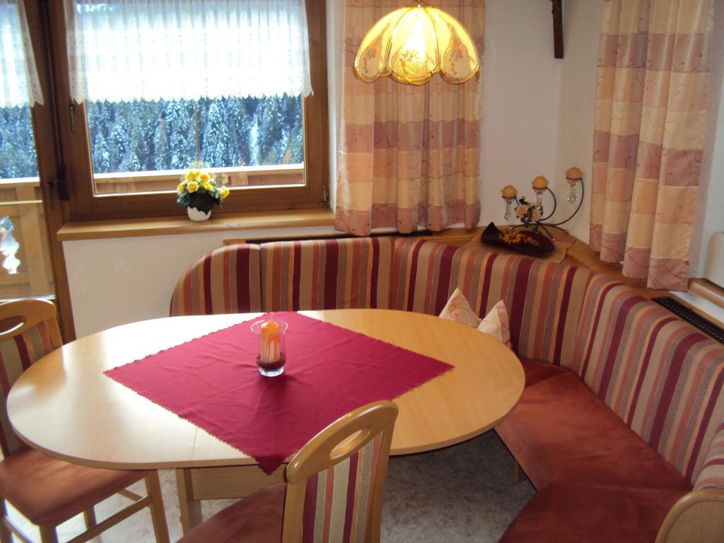 Haus Eben Lägenhet Hippach Rum bild