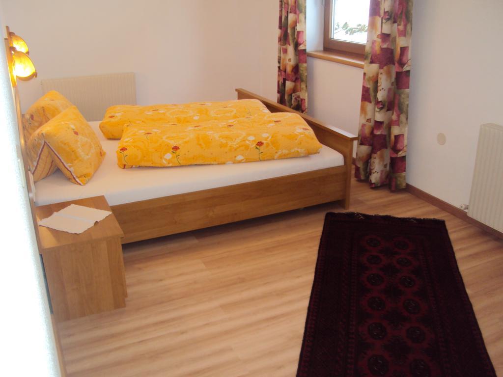 Haus Eben Lägenhet Hippach Rum bild